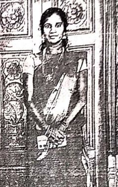 J . விஷ்ணுபிரியா 