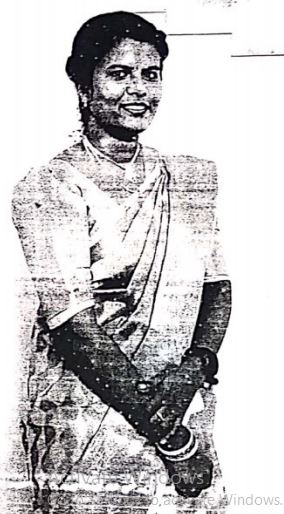D . காயத்திரி 