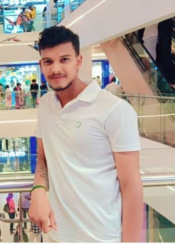 A . வினோத் 