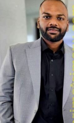 A . விக்னேஷ் 