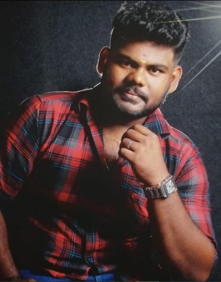 I விக்னேஷ்குமார் 